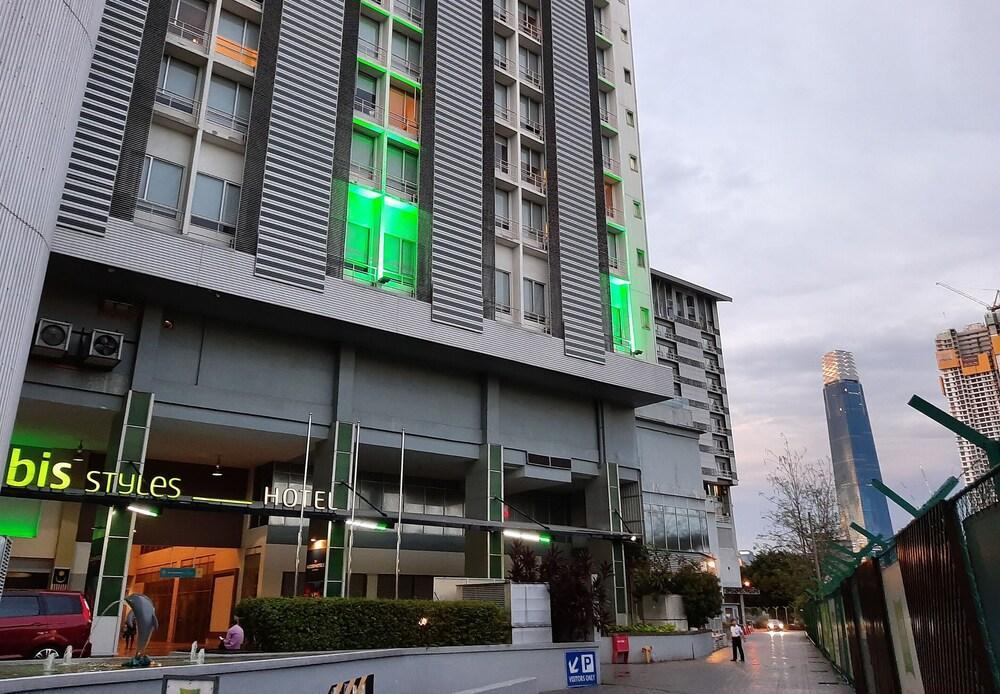 Ibis Styles Kuala Lumpur Fraser Business Park Buitenkant foto